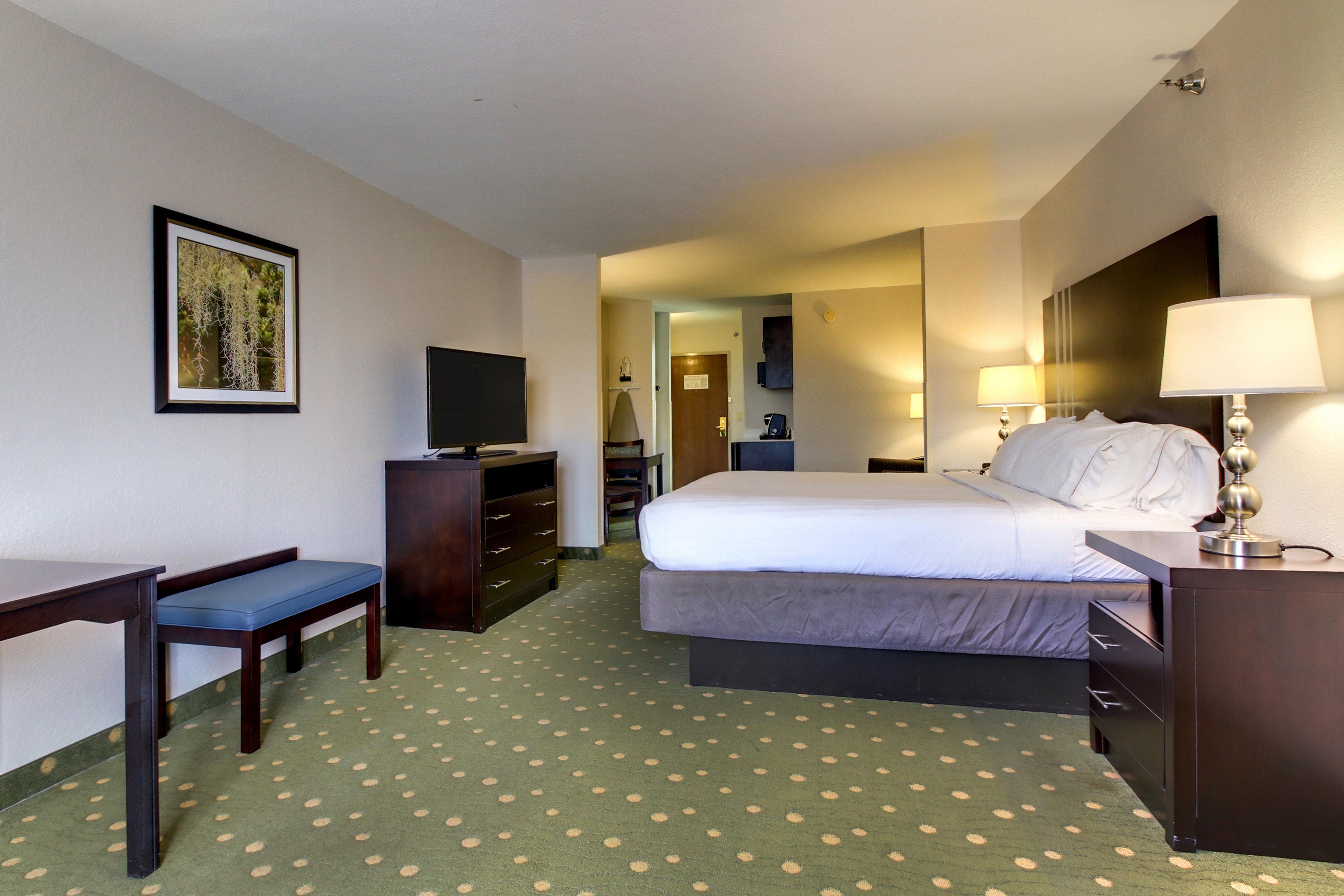 Holiday Inn Express Hotel & Suites Live Oak By Ihg Exterior photo