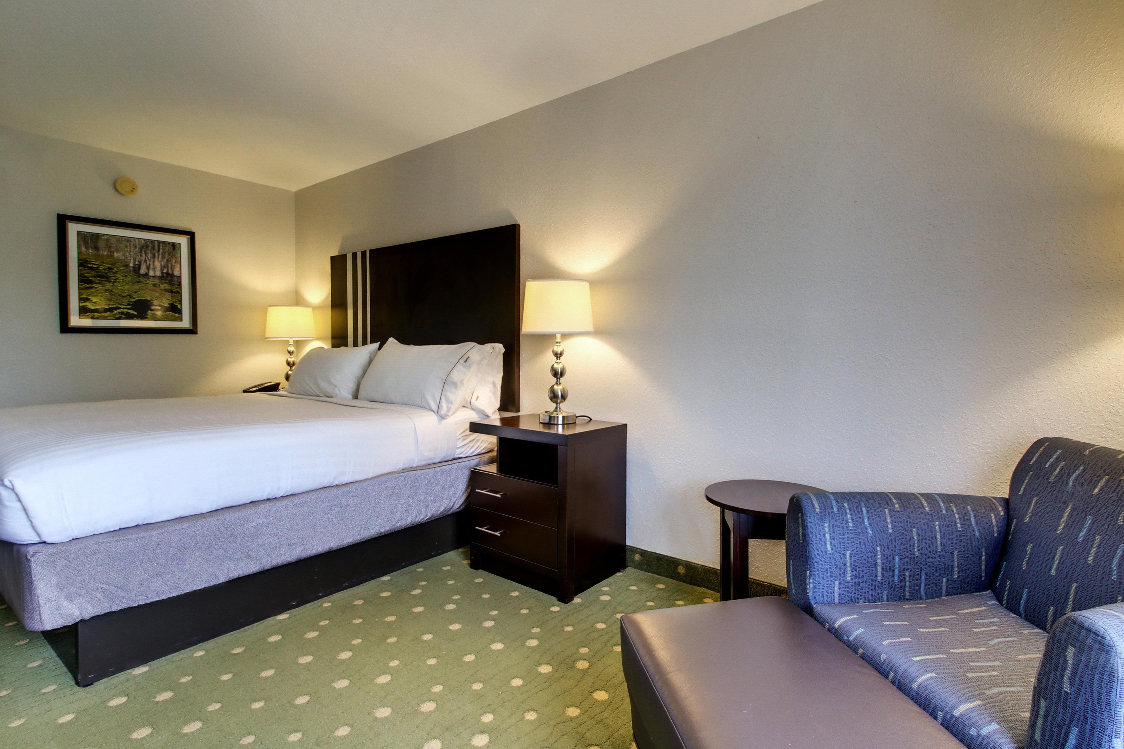 Holiday Inn Express Hotel & Suites Live Oak By Ihg Exterior photo