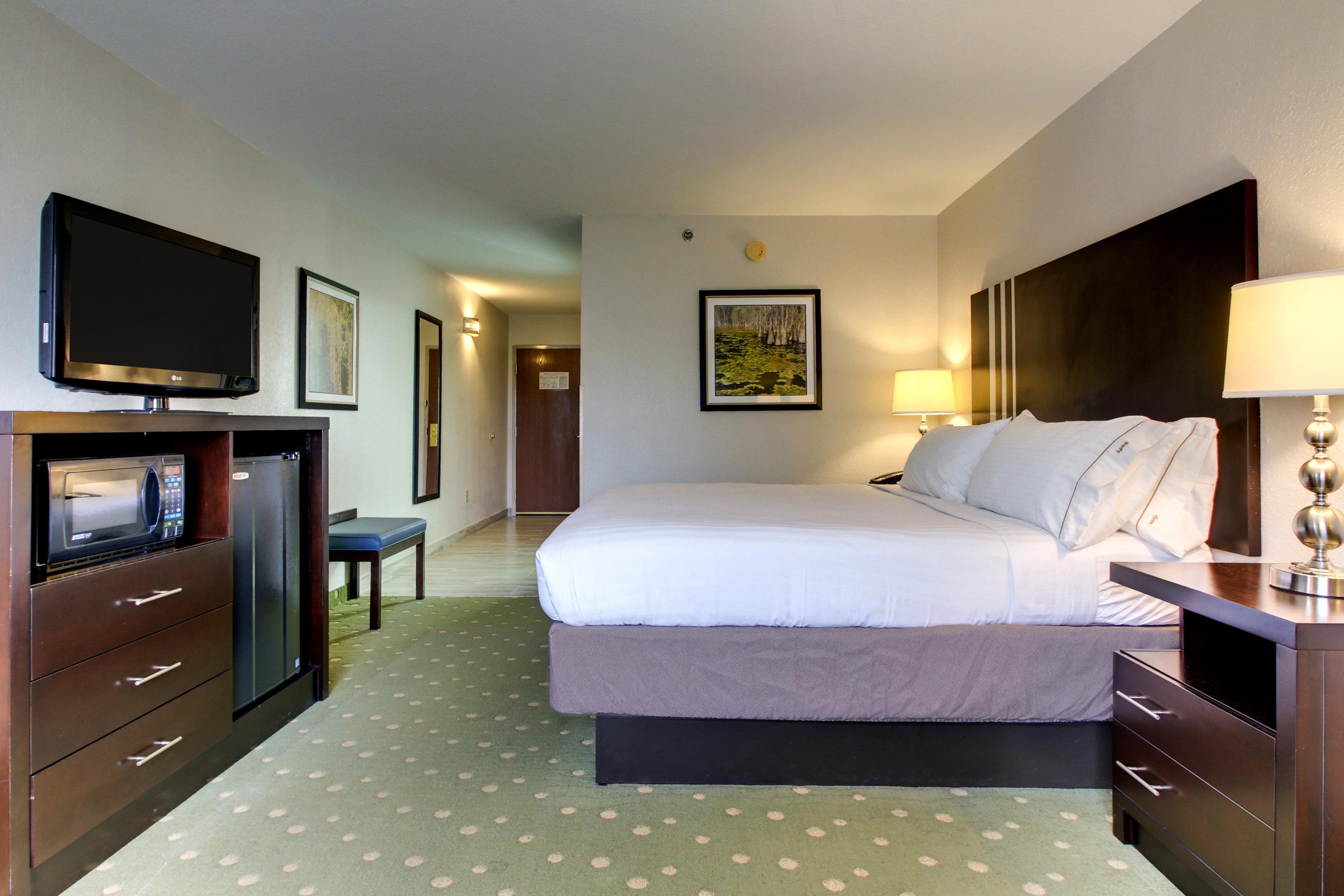 Holiday Inn Express Hotel & Suites Live Oak By Ihg Exterior photo