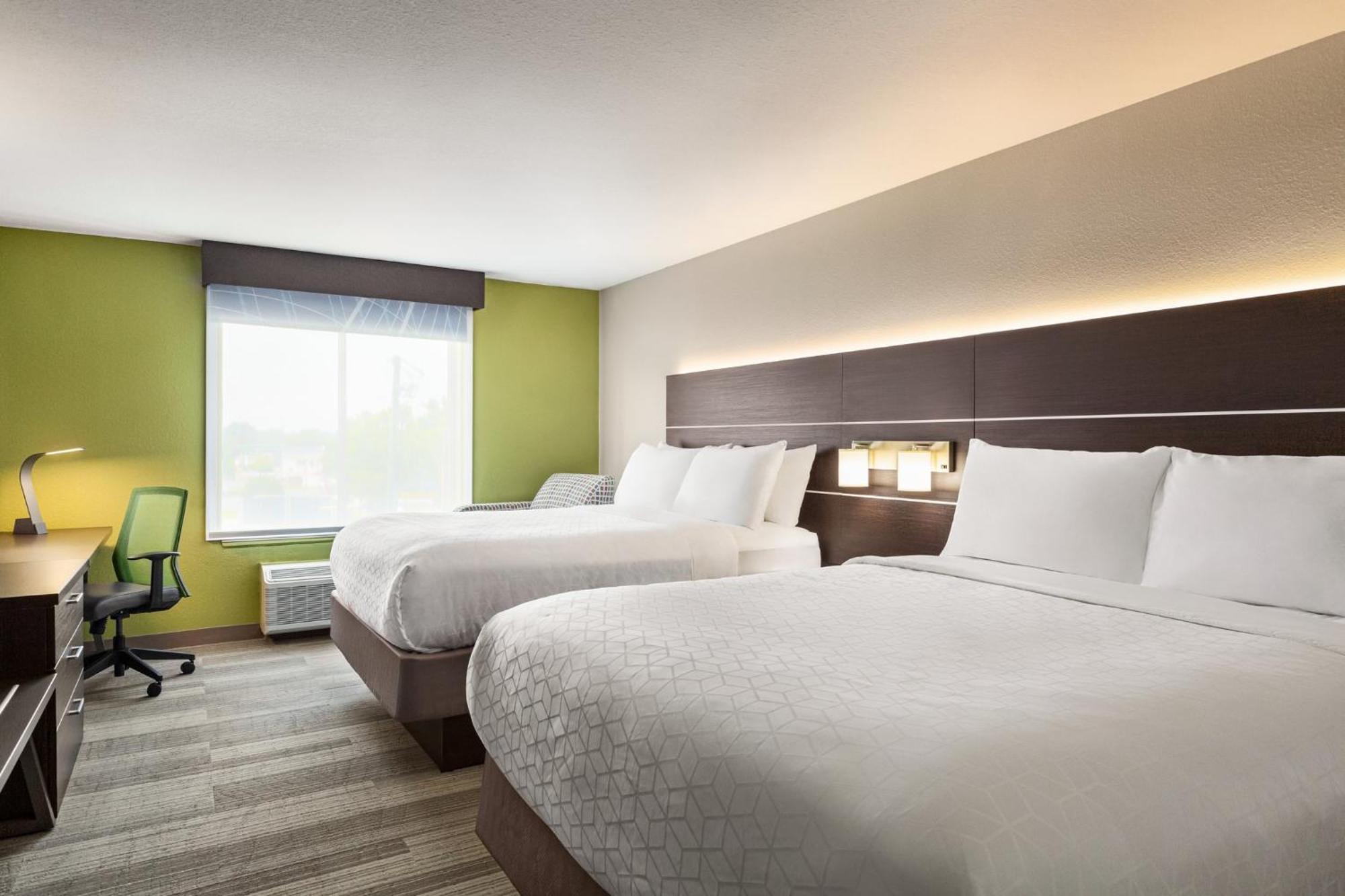 Holiday Inn Express Hotel & Suites Live Oak By Ihg Exterior photo